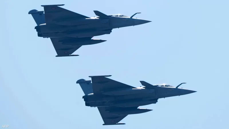 قتيلان جراء اصطدام طائرتين في الجو