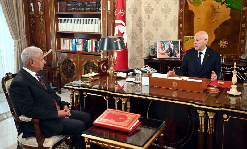 الرئيس يعطي تعلمياته بتوفير احتياطي في عدد من المواد