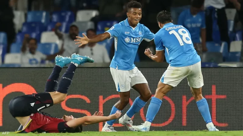 خلال مغادرته للملعب.. سرقة مهاجم نابولي تحت تهديد السلاح