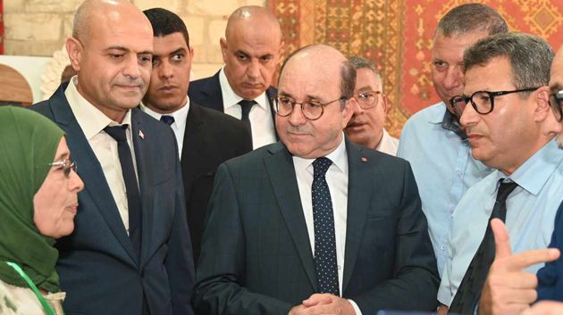 وزير السياحة: التخفيضات المقدّمة للتونسيين جدية