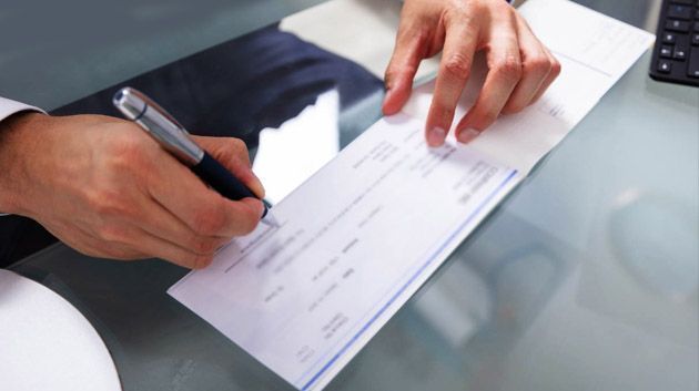 تراجع تداول الشيكات بنسبة 94%
