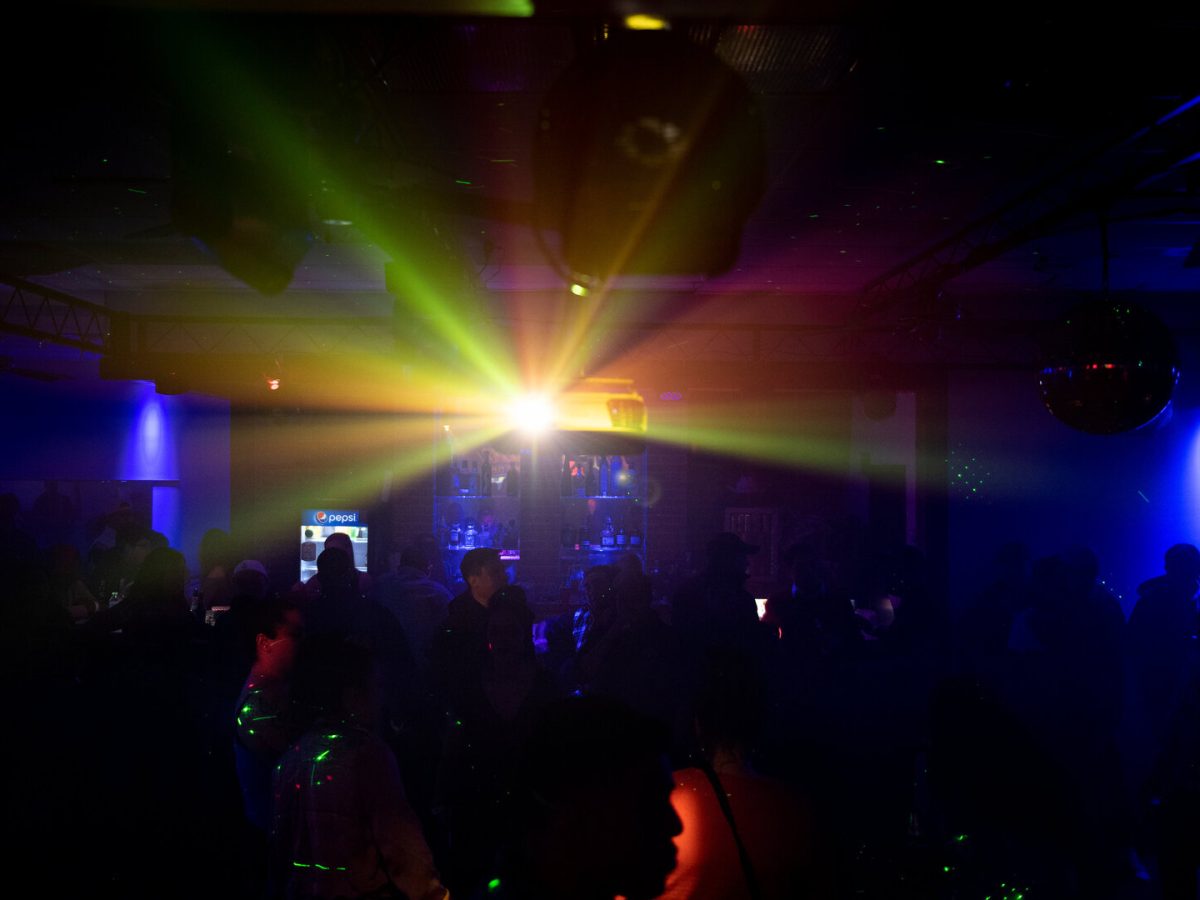 الداخلية: لا علاقة لغلق ملهى ليلي بقمرت بحملة مكافحة المخدرات