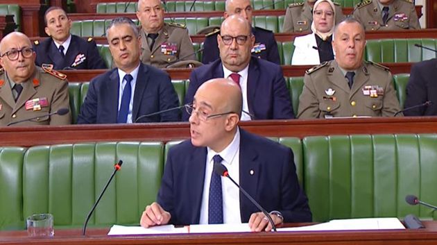 وزير الدفاع: الوضع يتسم بالهدوء الحذر