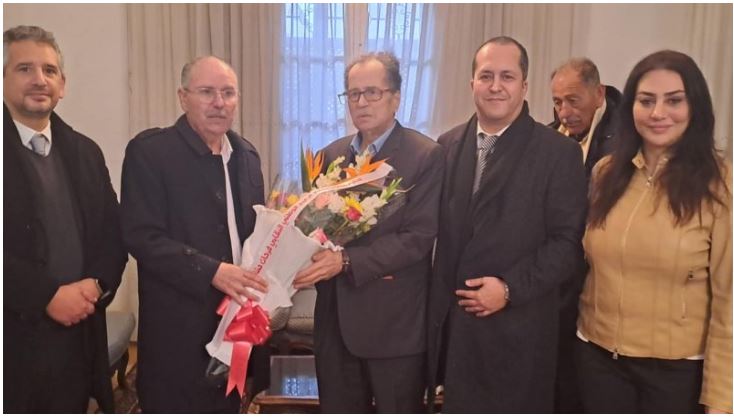 الطبوبي في منزل عائلة حشاد