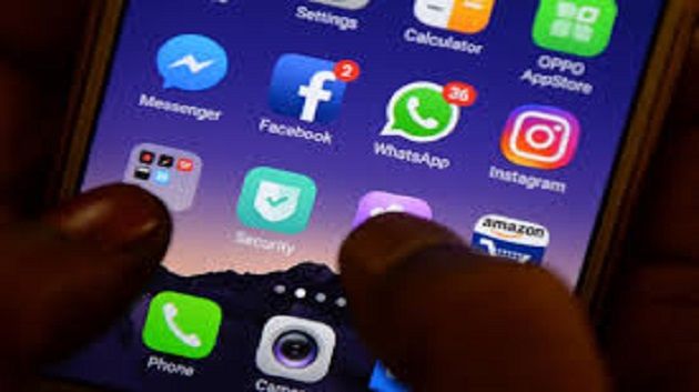 عطل مفاجئ بتطبيقات “فيسبوك” و”إنستغرام” و”واتساب”