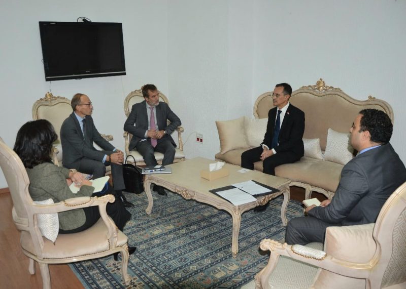 وزير الفلاحة يتوجه بطلب لممثّل البنك الأوروبي للاستثمار