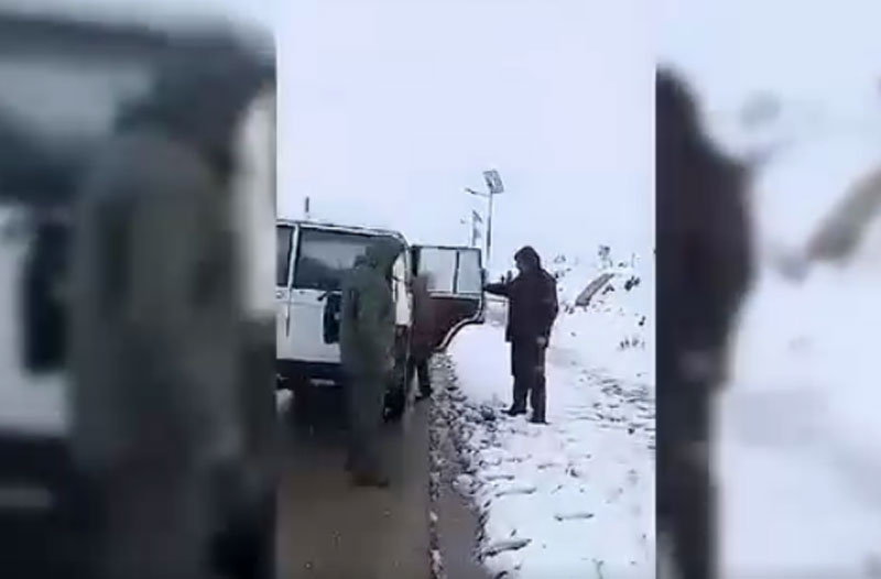 بالفيديو/ تدخلات الحرس بالقصرين إثر تساقط الثلوج
