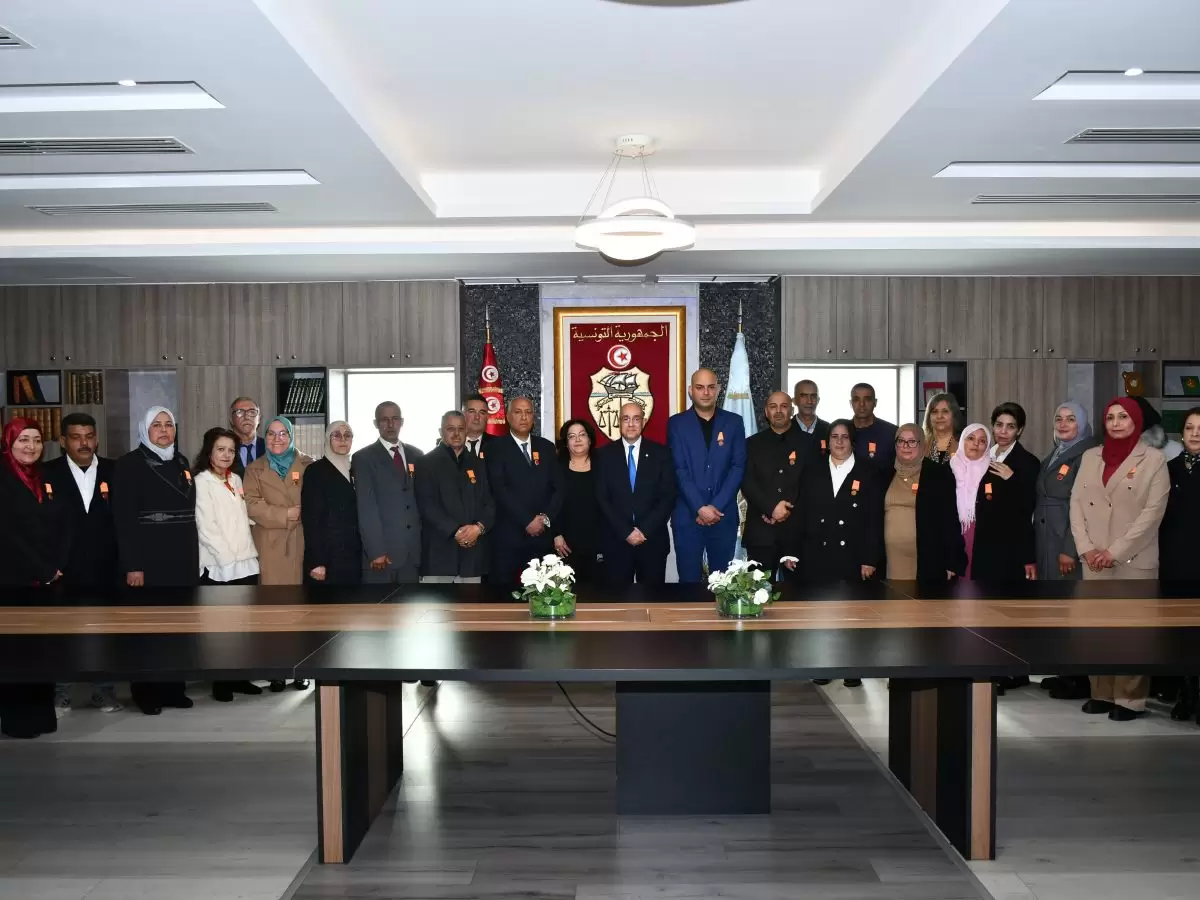 وزارة الدفاع/ توسيم عدد من الأعوان المدنيين