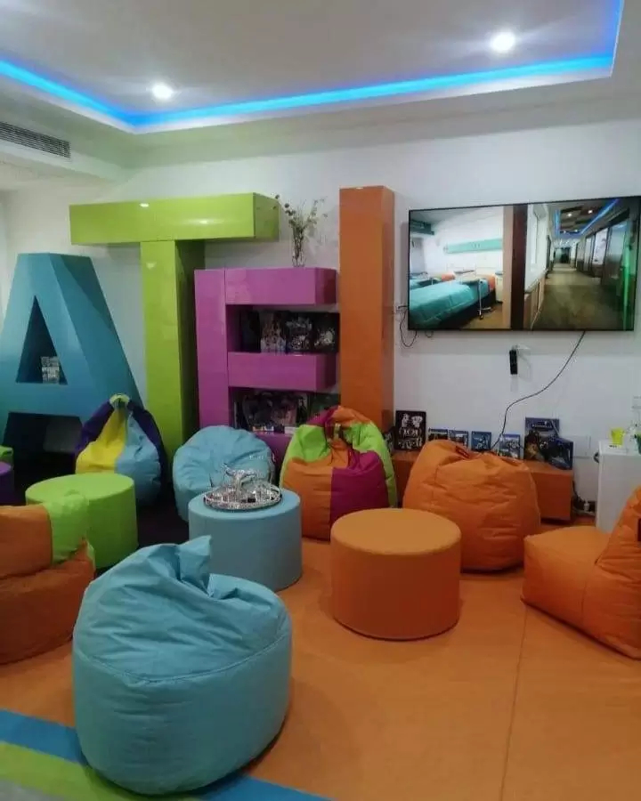 تحديثات في مستشفى عزيزة عثمانة (صور)