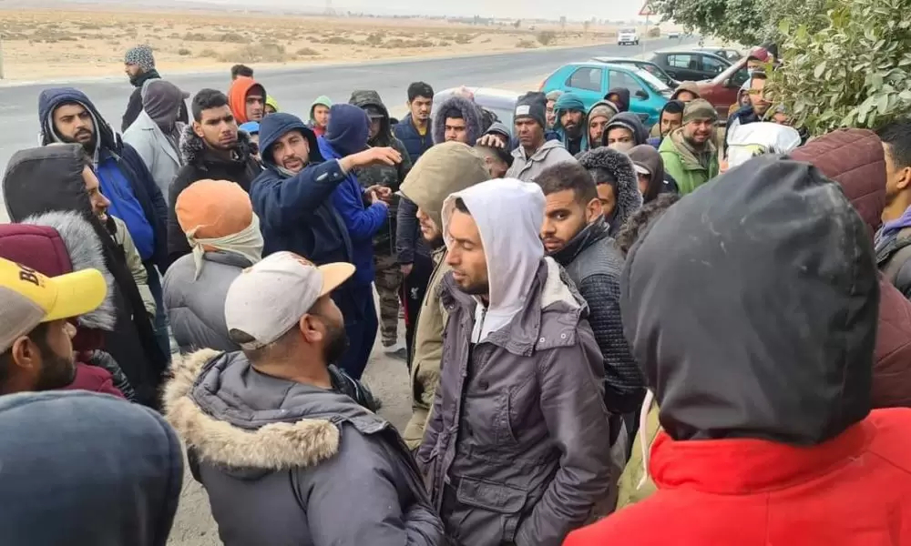 وقفة احتجاجية لعمال المناولة