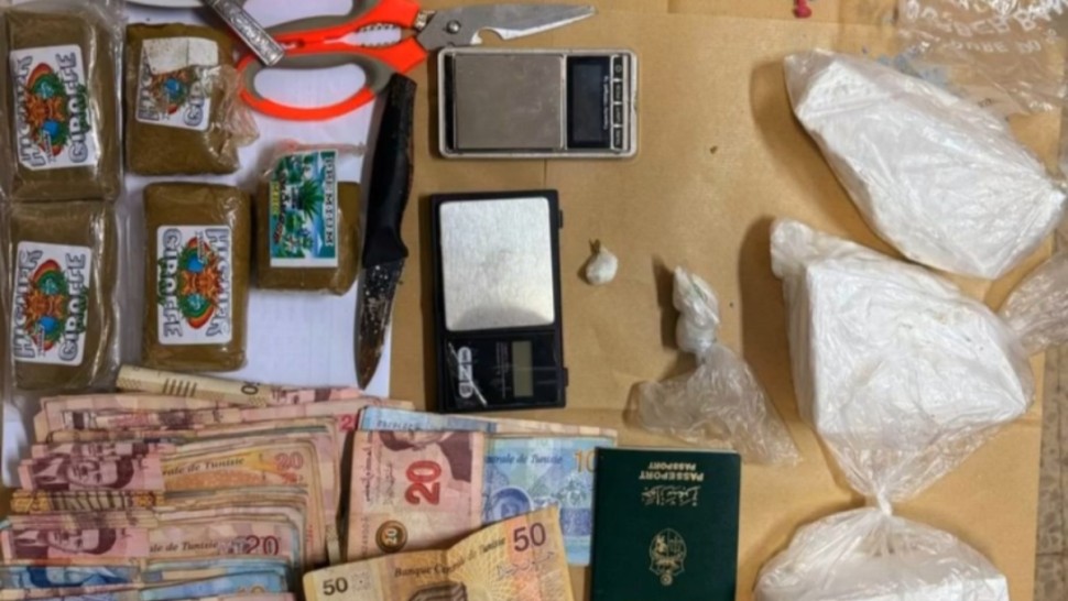 سوسة/ الإطاحة بمروج خطير وحجز مخدرات بقيمة 330 ألف دينار