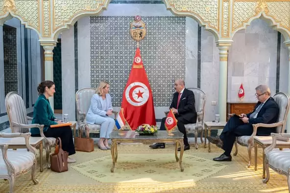 دفع علاقات التعاون في لقاء وزير الخارجية بنظيرته الهولندية