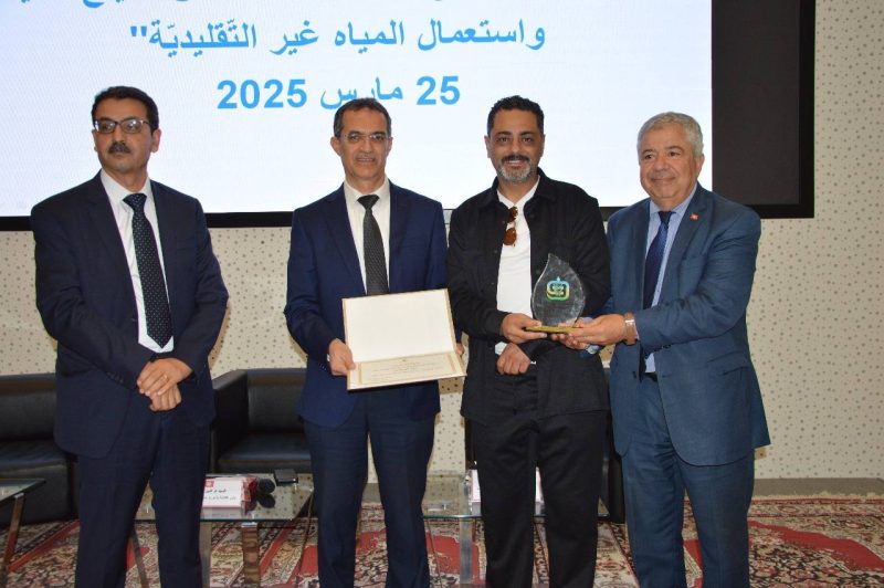وزير الفلاحة يكرم مسلسل رڤوج