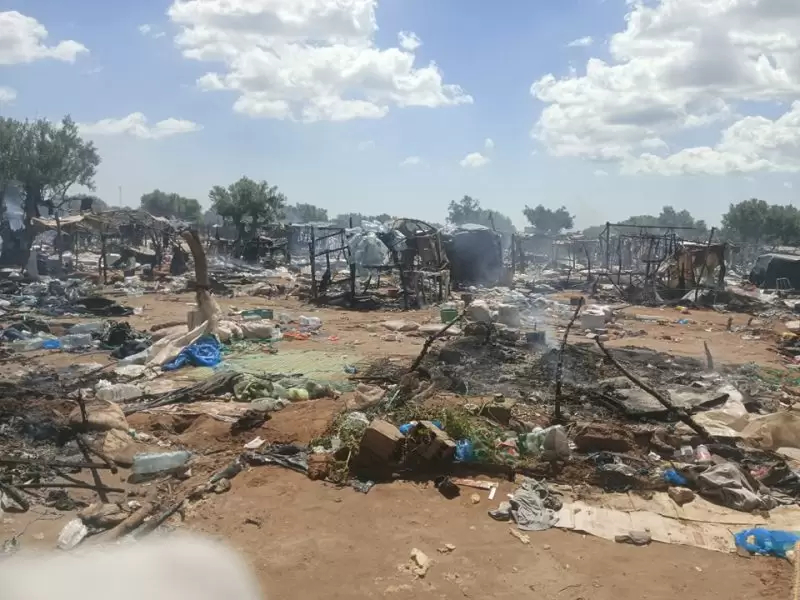 إزالة وتعقيم مخيمات مهاجرين غير نظاميين