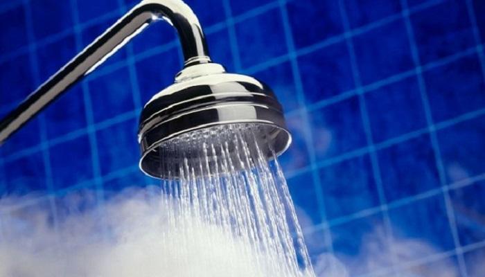فوائد مذهلة للاستحمام في المساء