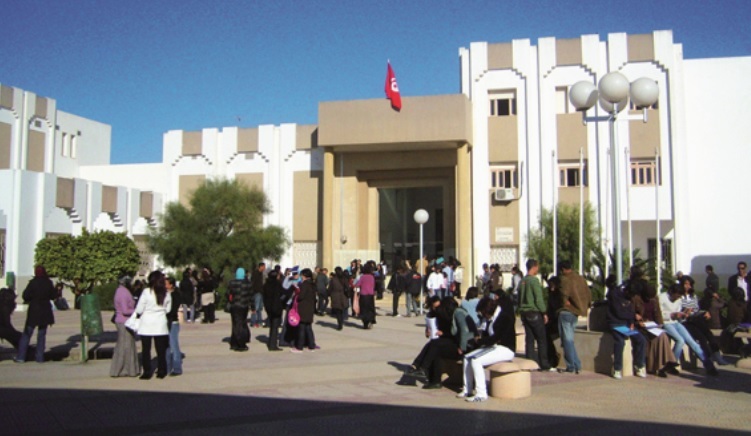 معهد الصحافة وعلوم الإخبار بمنوبة