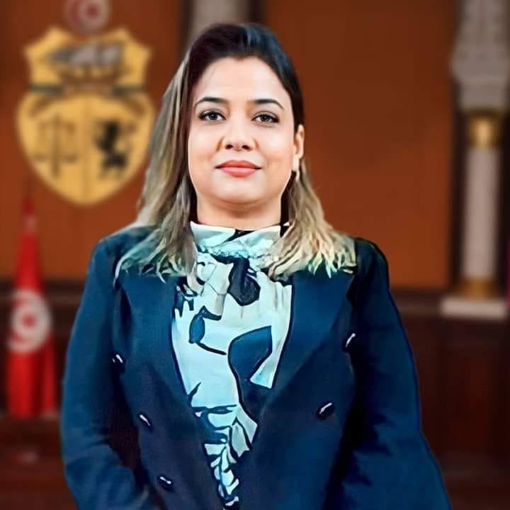 نائبة تدعو وزير الصحة لفتح تحقيق في غيابات الأطباء