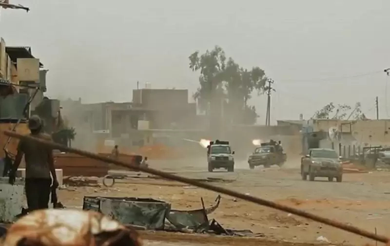 اشتباكات طرابلس.. سفارة تونس تدعو الجالية للحيطة والحذر