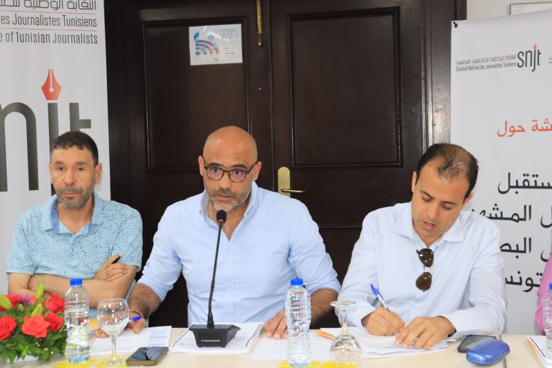 نقيب الصحفيين.. نرفض إحداث وزارة للإعلام