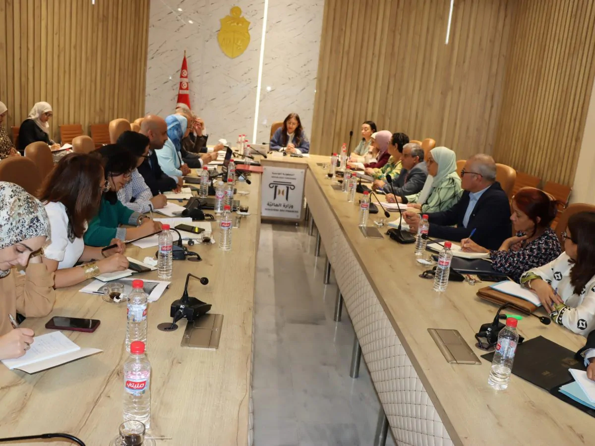 وزيرة المالية تدعو لإيجاد تصوّرات جديدة لتمويل الميزانية