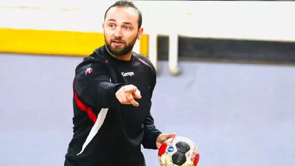 كرة اليد/ أنور عياد مدربا جديدا لبعث بني خيار