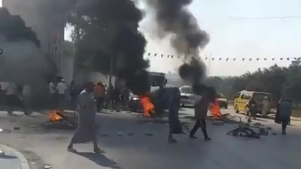 القلعة الصغرى/ وفاة شاب دهسا تحت القطار.. والأهالي يحتجون