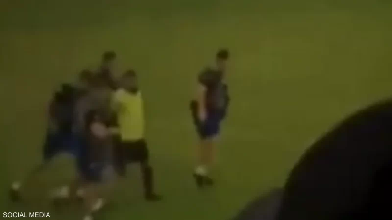 الشرطة تقبض على حكم أثناء مباراة في البرازيل