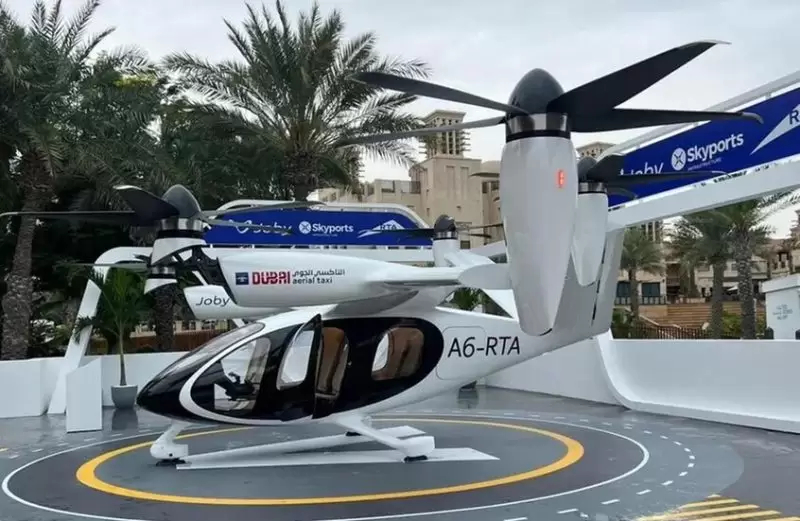دبي تعلن نجاح أول رحلة تاكسي جوي
