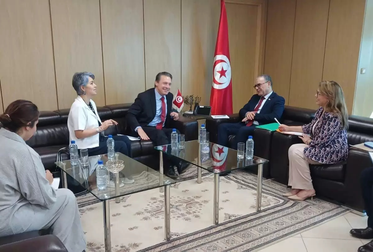 الأوروبي لإعادة الإعمار يجدد دعمه لمسار الإصلاح في تونس