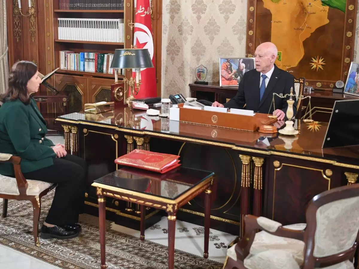 الانقطاعات المتكرّرة للماء والكهرباء في لقاء سعيّد برئيسة الحكومة