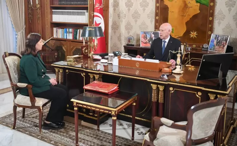 الانقطاعات المتكرّرة للماء والكهرباء في لقاء سعيّد برئيسة الحكومة