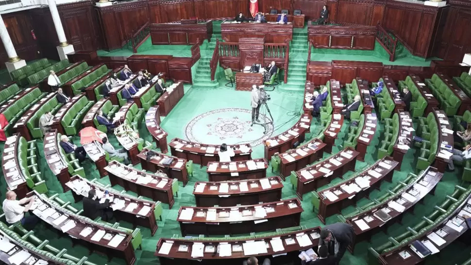 البرلمان/ المصادقة على اتفاقية قرض لفائدة الحماية المدنية