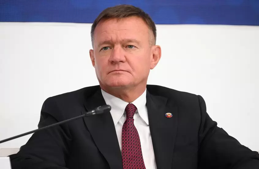 انتحار وزير روسي بعد ساعات من إقالته