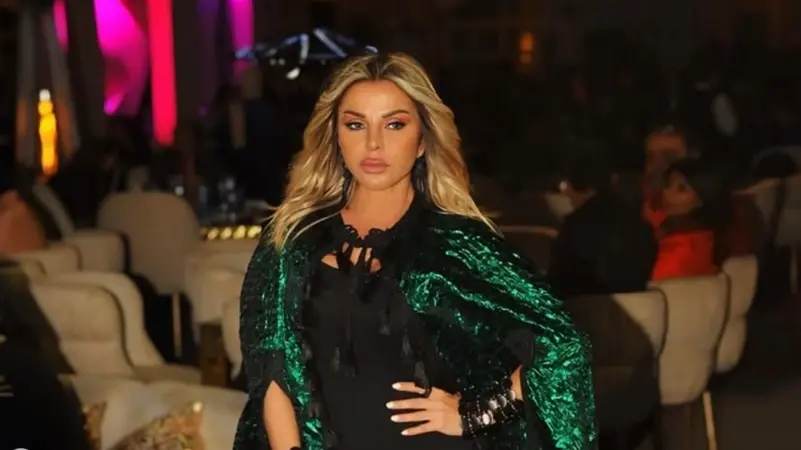 انهار السقف على رأسها.. جراحة عاجلة لفنانة مشهورة في مصر