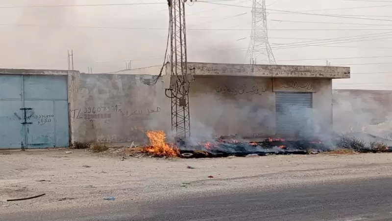 بوشمة.. اندلاع حريق في عمود كهربائي