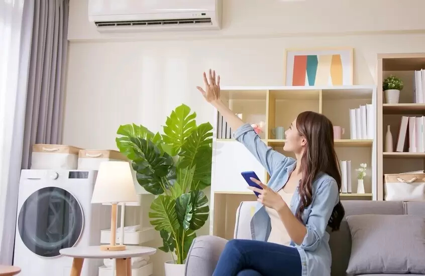 طبيبة تكشف مخاطر التبريد الزائد للمنزل في الحر