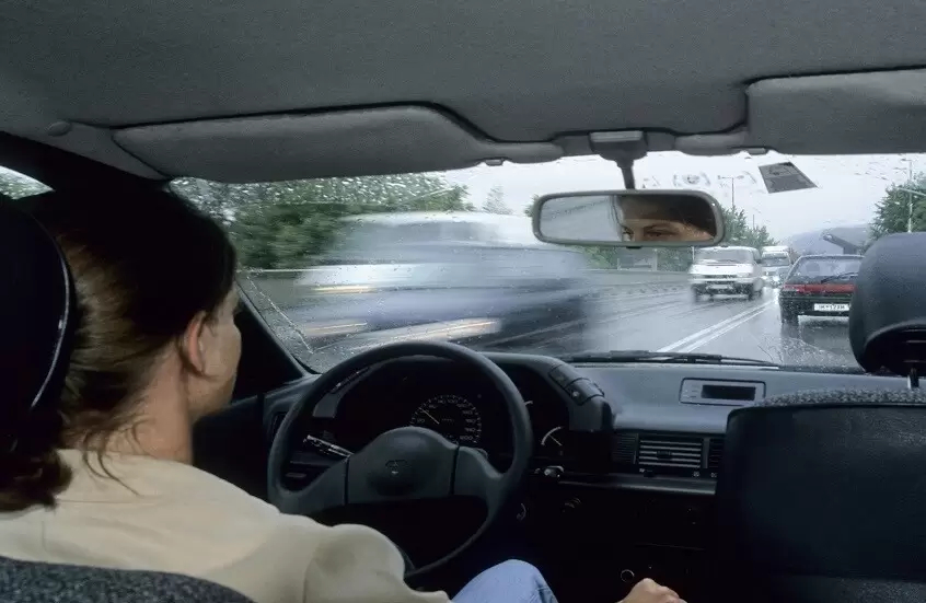 علماء يحذرون من تأثير الاهتزاز طويل الأمد على صحة السائقين