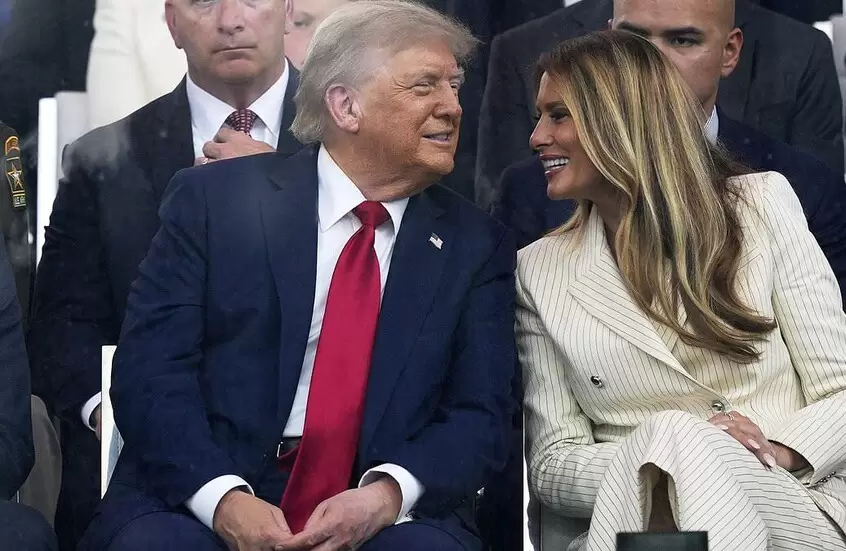 فيديو من الكواليس يكشف تفاصيل حول علاقة ترامب بميلانيا