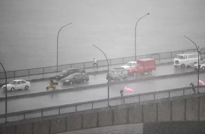 مصر/ أمطار غزيرة بشكل مفاجئ والأرصاد تصدر بيانا