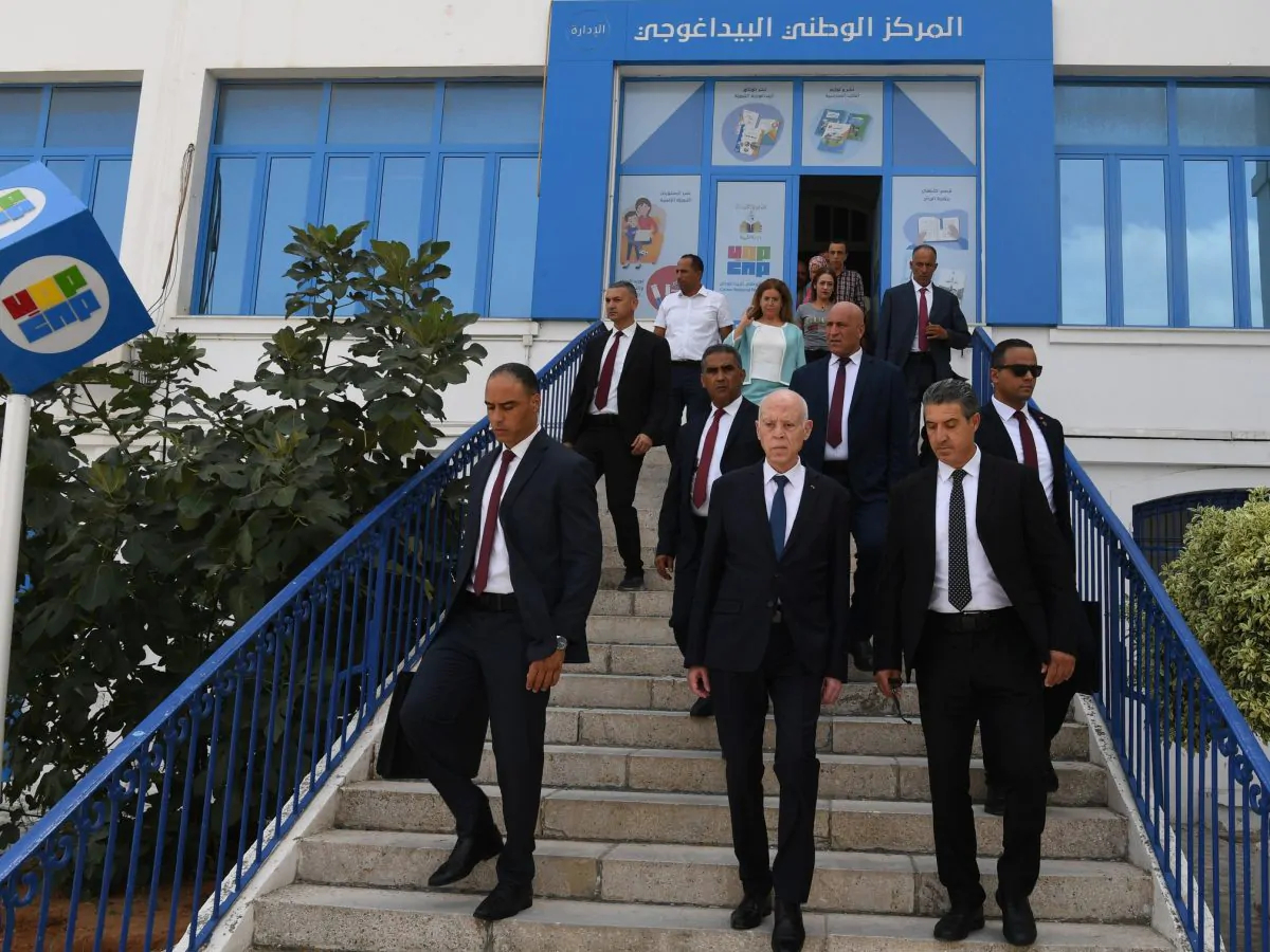 سعيّد: الكتب ستوزع مجانا على المحتاجين