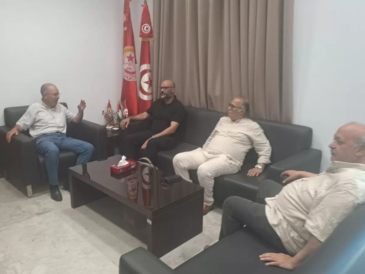 عودة الطبوبي إلى مكتبه