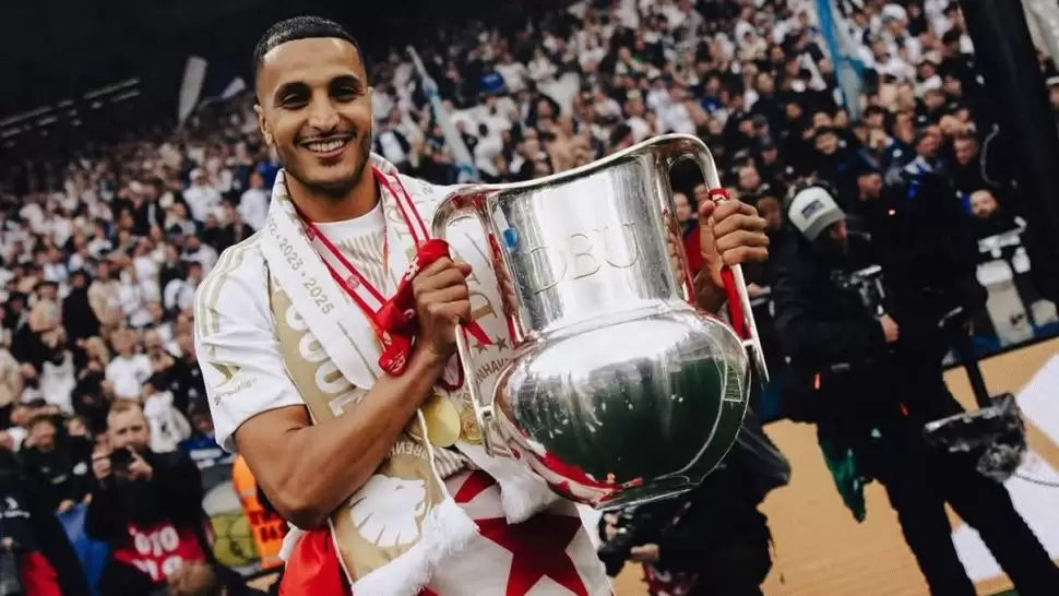 لاعب المنتخب العاشوري يتعافى من الإصابة