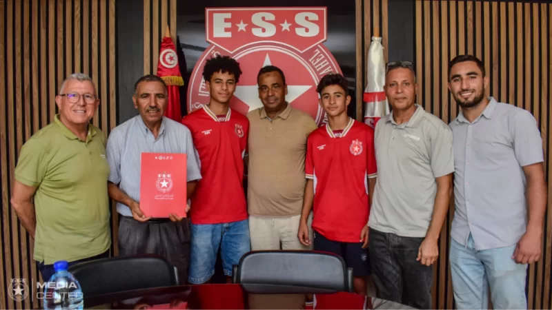 النجم والمكناسي