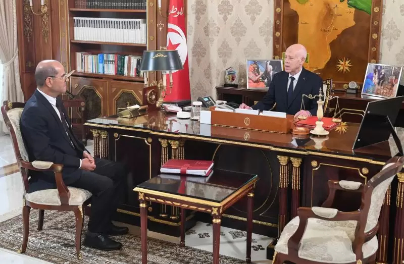 سعيّد يدعو لعدم التردّد في استبدال المسؤولين المُقصّرين