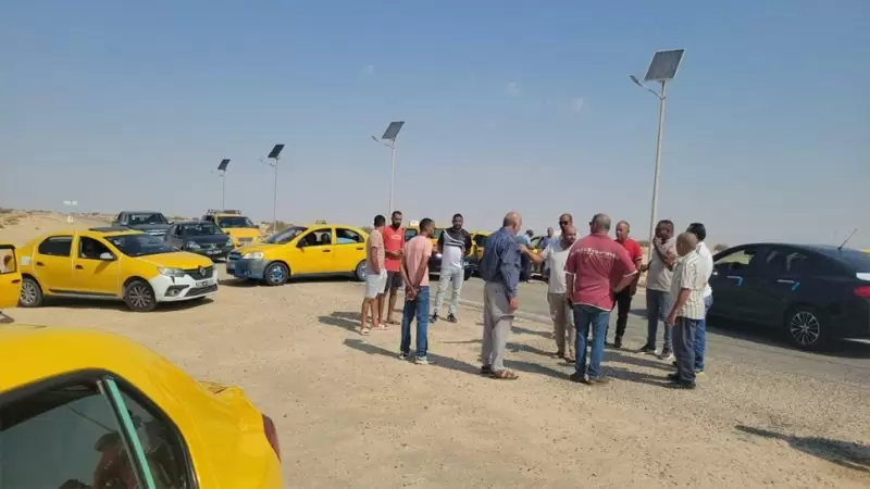 سواق التاكسي الفردي