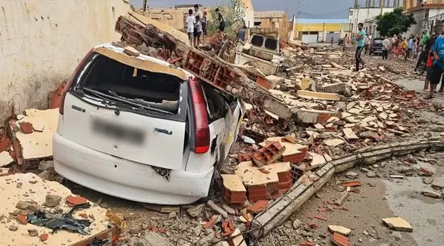 سيدي بوزيد/ عاصفة رعدية تخلف اضرار كبيرة (فيديو)