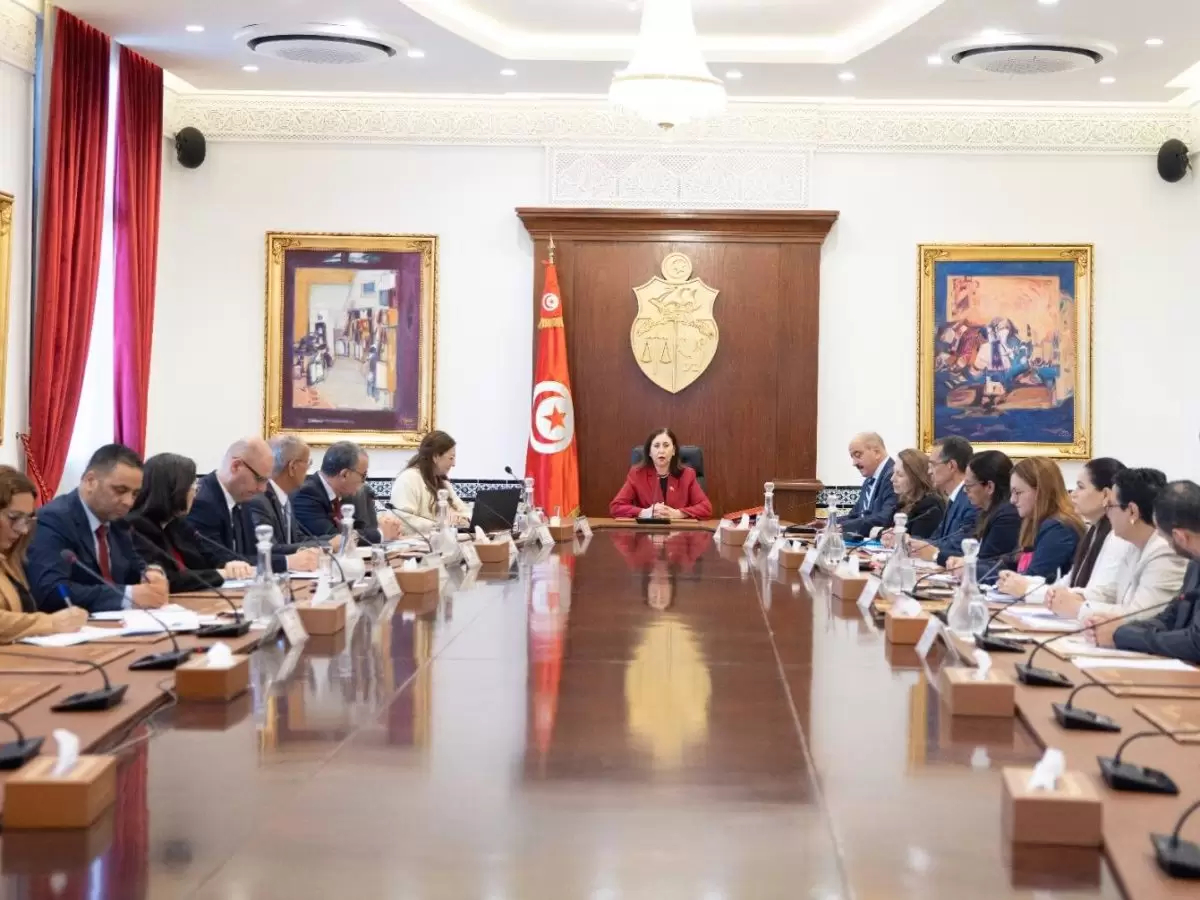 مجلس وزاري حول مقايضة الديون الخارجية مقابل استثمارات.. التفاصيل