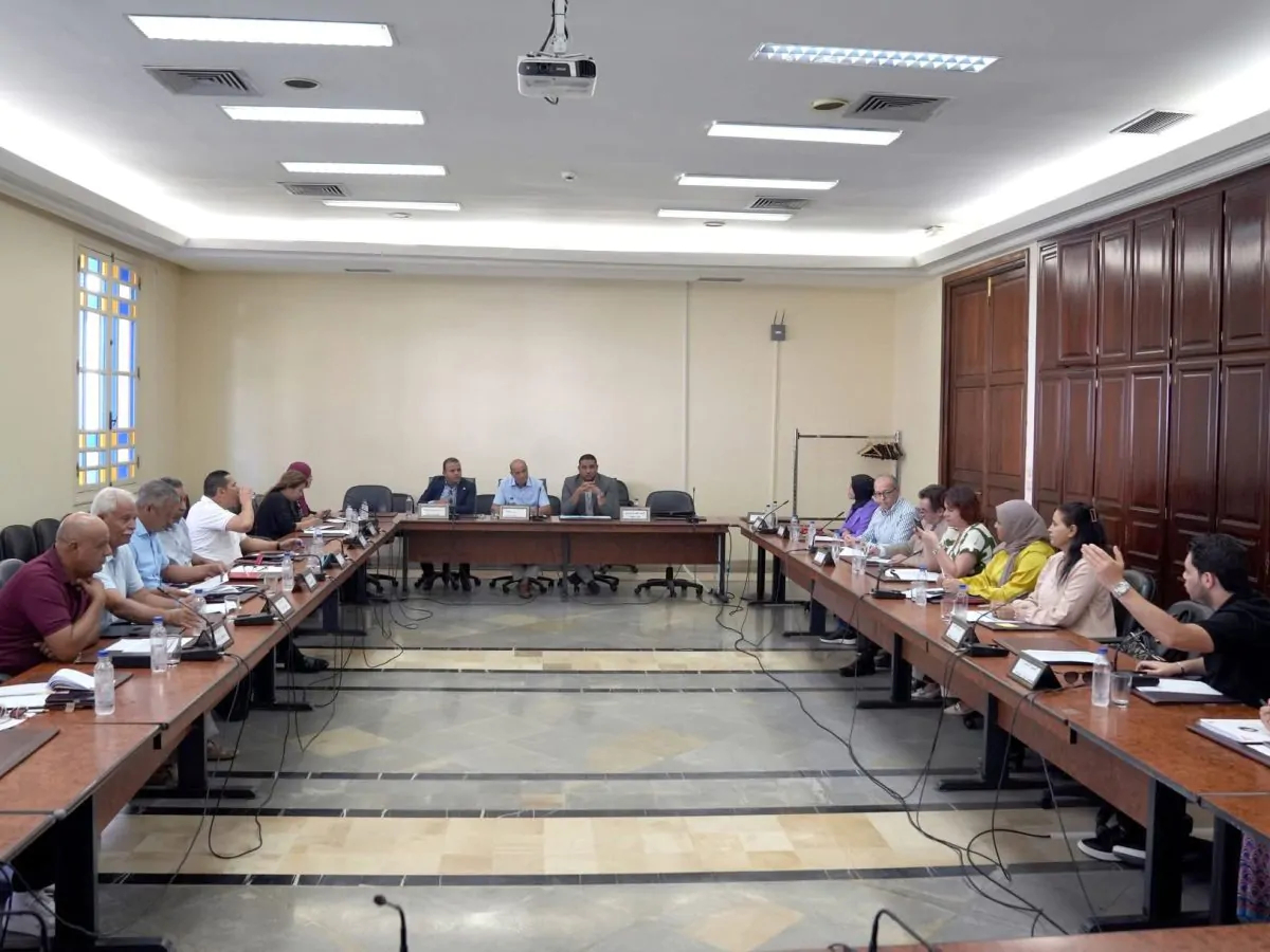 لجنة المالية تقرر عدم النظر في مشروع قانون المالية في هذه الحالة