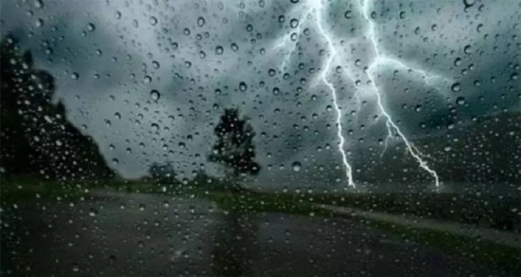 طقس ليل 30 سبتمبر 2025.. أمطار رعدية بهذه المناطق