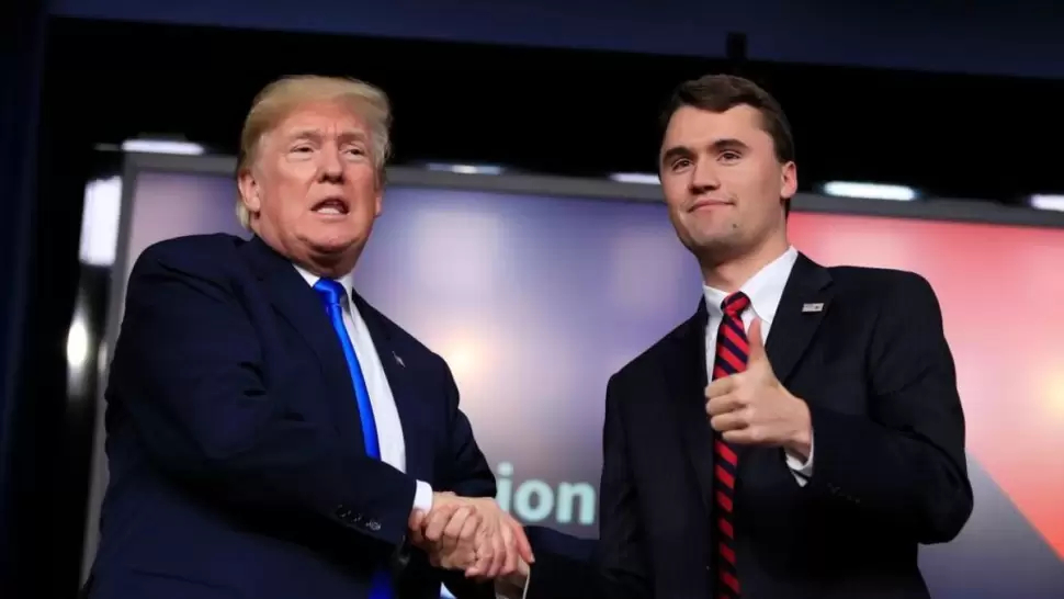 بعد مقتل كيرك.. واشنطن تحذر الأجانب